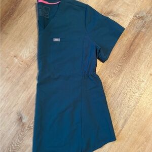 Figs Caribbean blue maternity top